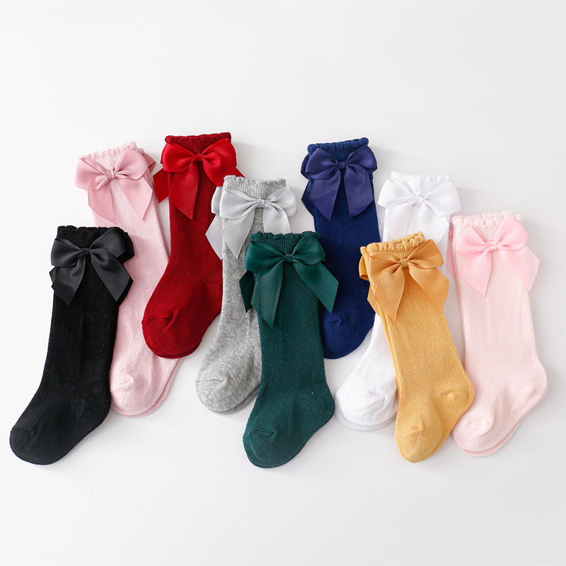 جوارب قطنية للأطفال البنات من  - مراجعة Baby Sock Oximeter وسعره